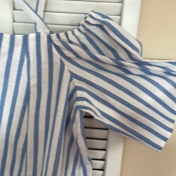 Woman’s off shoulder striped Tobi top - Picture 3 of 7